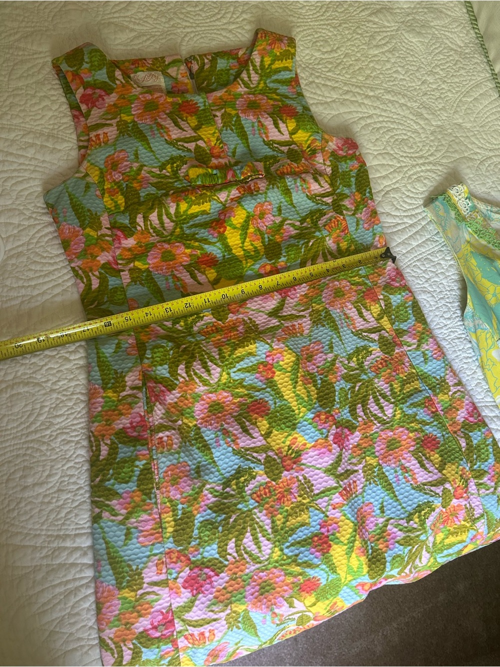 1960s Vintage The Lilly Lilly Pulitzer Tropical Floral Shift Dress - Picture 6 of 7